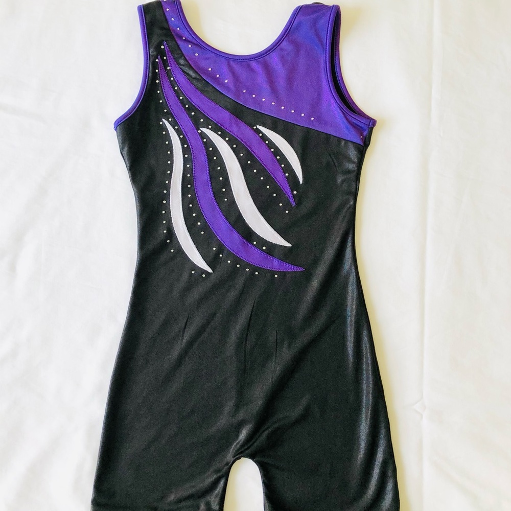 Leotard Gymnastics Ballet Pageant Shimmery and Embellished EUC size 7-8